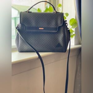 Liz Claiborne Vintage leather hand/shoulder bag